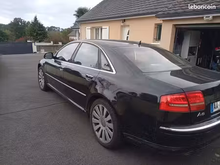 Audi A8 V6 3.0 TDI 233 quattro