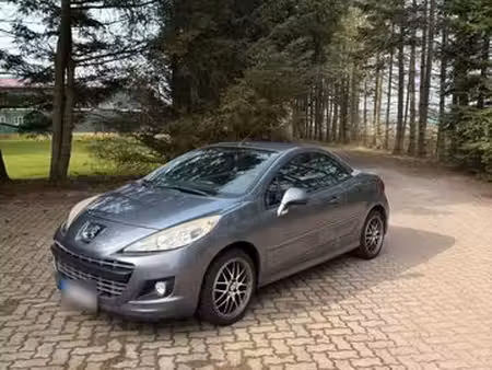 Peugeot 207 CC 1.6 HDi 110 Platinium