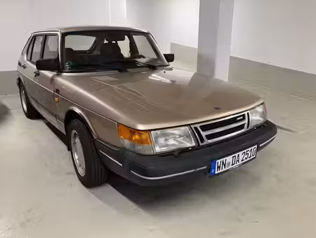Saab 900 2.0