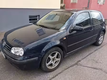 Volkswagen Golf 1.2 75