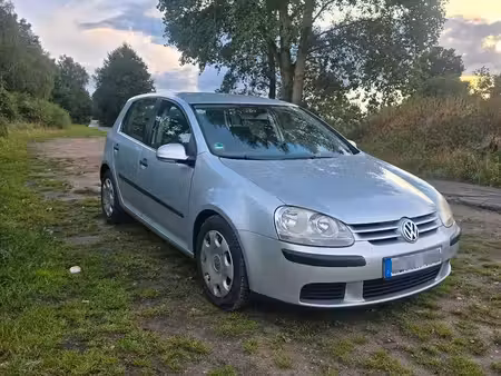 Volkswagen Golf 1.4 75