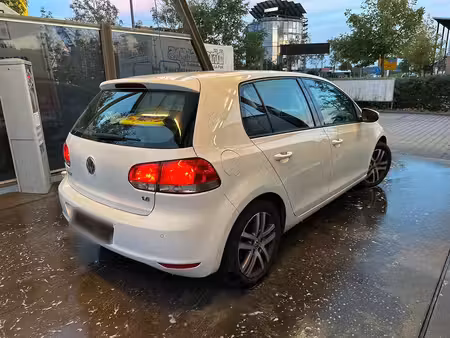 Volkswagen Golf 1.6