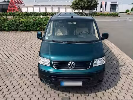 Volkswagen Transporter T5 2.5 TDI 174