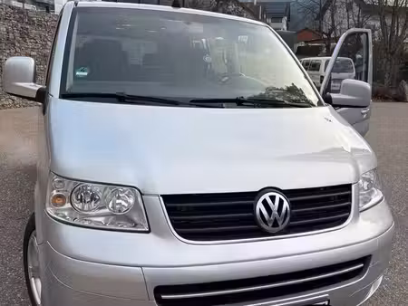Volkswagen Transporter T5 2.5 TDI 174