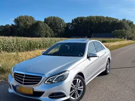 Mercedes-Benz Classe E E 400 V6 3.0 333