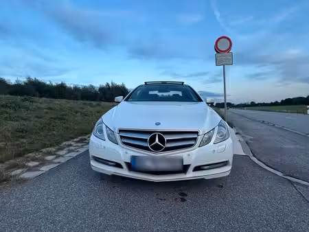 Mercedes-Benz Classe E E 220