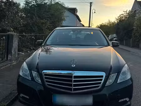 Mercedes-Benz Classe E E 250 2.1 150