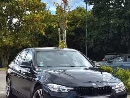 BMW Série 3 330i 2.0 258