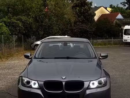 BMW Série 3 318i 2.0 150