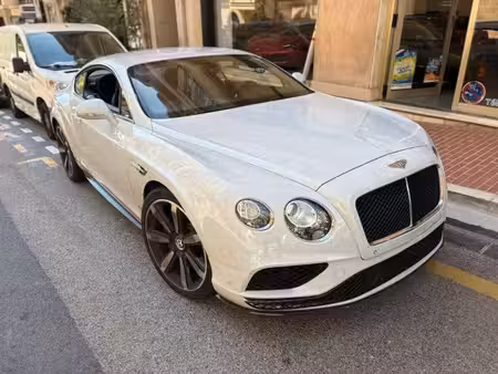Bentley Continental V8 4.0 528
