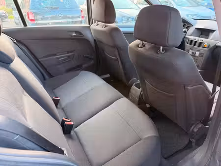 Opel Astra 1.4 90