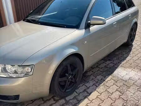Audi A4 V6 2.5 TDI 180 quattro