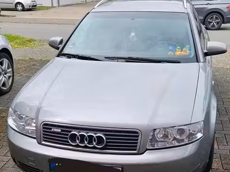 Audi A4 2.0 130 S line