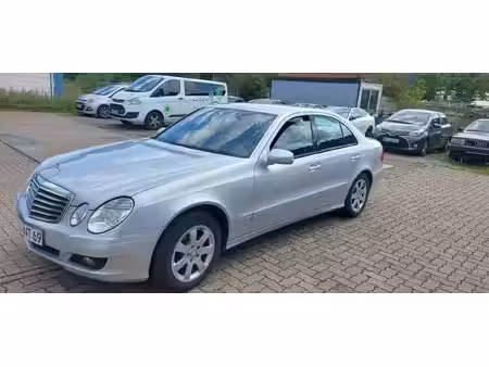Mercedes-Benz Classe E E 200 2.1 CDI 136 Classic