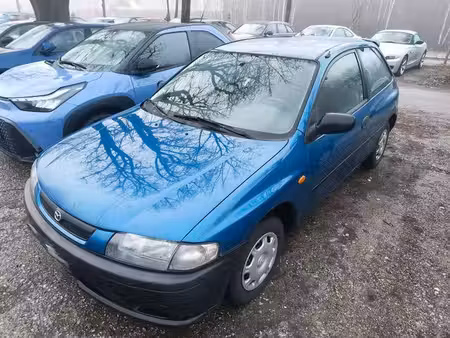 Mazda 323 1.3 73