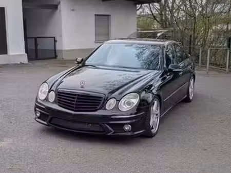 Mercedes-Benz Classe E E 500 V8 5.5 Avantgarde 4Matic