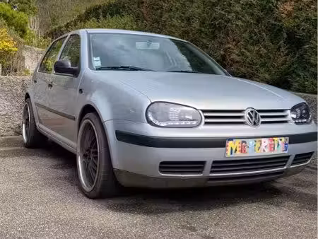 Volkswagen Golf 1.6 100