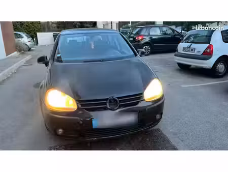 Volkswagen Golf 1.6 FSI 115
