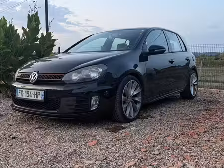 Volkswagen Golf GTI 2.0 TSI 210