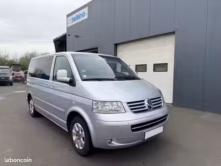 Volkswagen Multivan 2.5 TDI 130