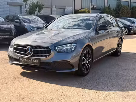 Mercedes-Benz Classe E E 300 2.0 211