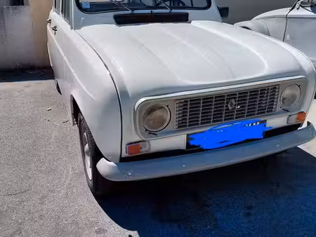 Renault R4 4L
