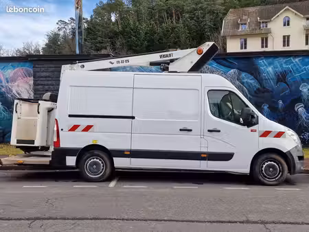 Renault Master 2.3 dCi 130