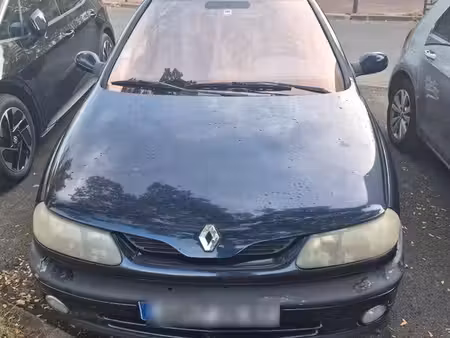 Renault Laguna 2.2 115
