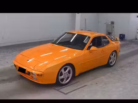 Porsche 944 