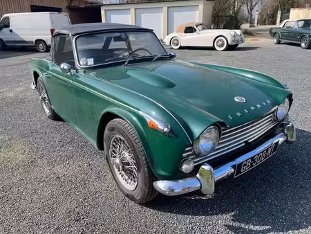 Triumph TR4 