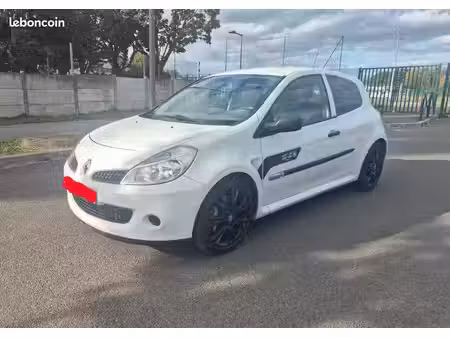 Renault Clio RS 2.0 200
