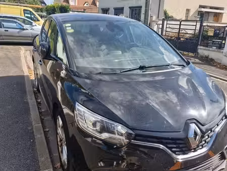 Renault Scénic 1.8 dCi 120