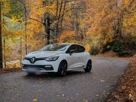 Renault Clio RS 1.6 T 200