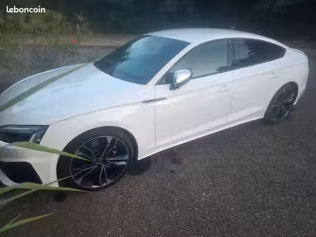 Audi A5 S5 V6 3.0 TDI 341 quattro