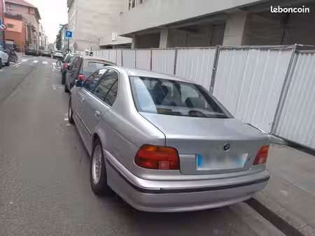 BMW Série 5 525d 2.5 163