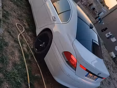 BMW Série 7 730d 3.0 218