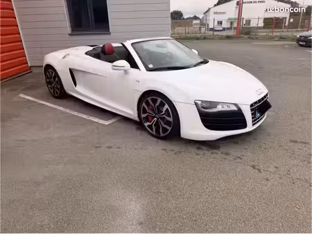 Audi R8 V10 5.2 FSI 525