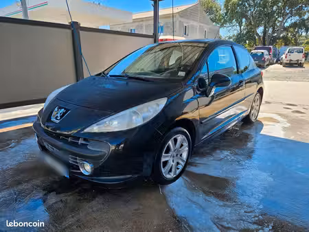 Peugeot 207 1.6 HDi 90