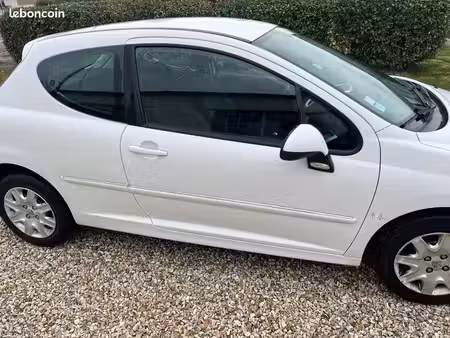 Peugeot 207 1.4 HDi 68