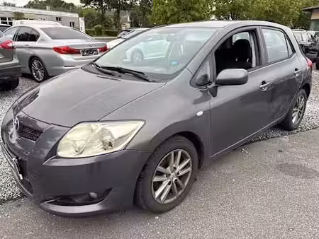 Toyota Auris 2.0 126 Life