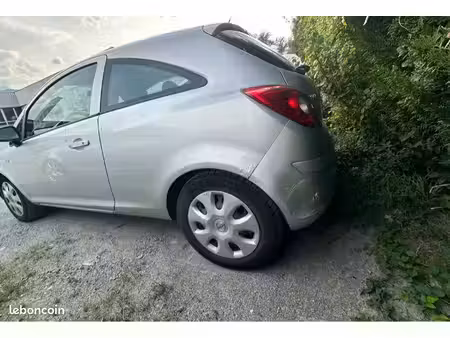 Opel Corsa 1.3 CDTI 75