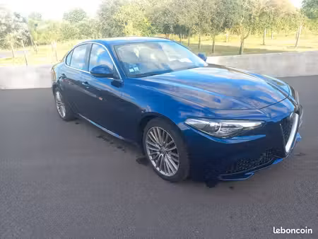 Alfa Romeo Giulia 2.2