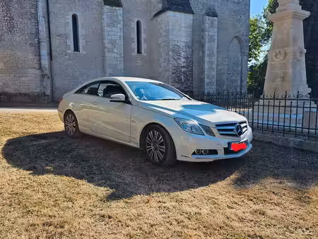 Mercedes-Benz Classe E E 250 2.1 150