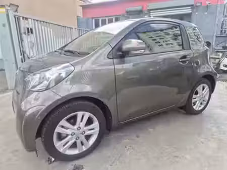 Toyota IQ 