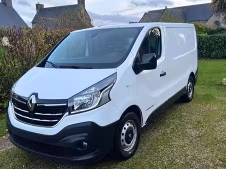 Renault Trafic dCi 145