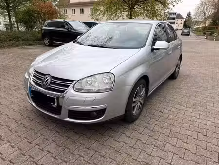 Volkswagen Jetta 1.6 TDI 105