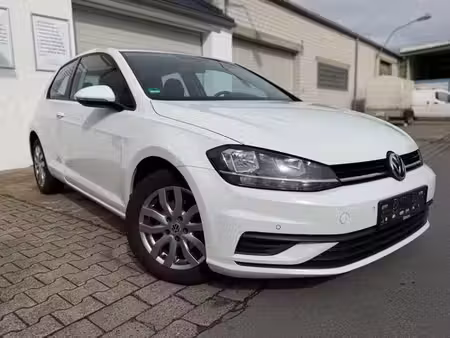 Volkswagen Golf 1.0 Trendline
