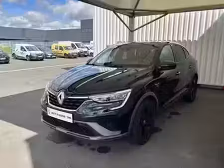 Renault Arkana E-Tech 1.6 145 RS Line
