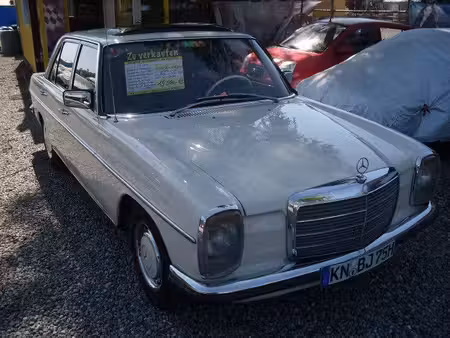 Mercedes-Benz Classe E E 230
