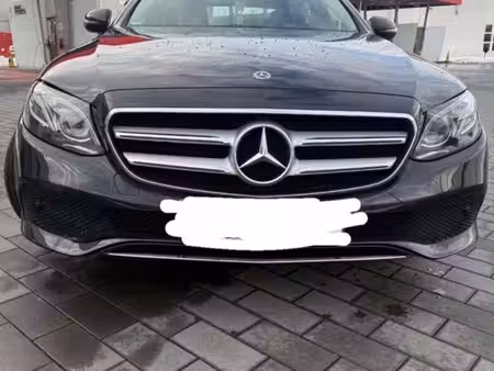Mercedes-Benz Classe E E 200 2.0 184 4Matic